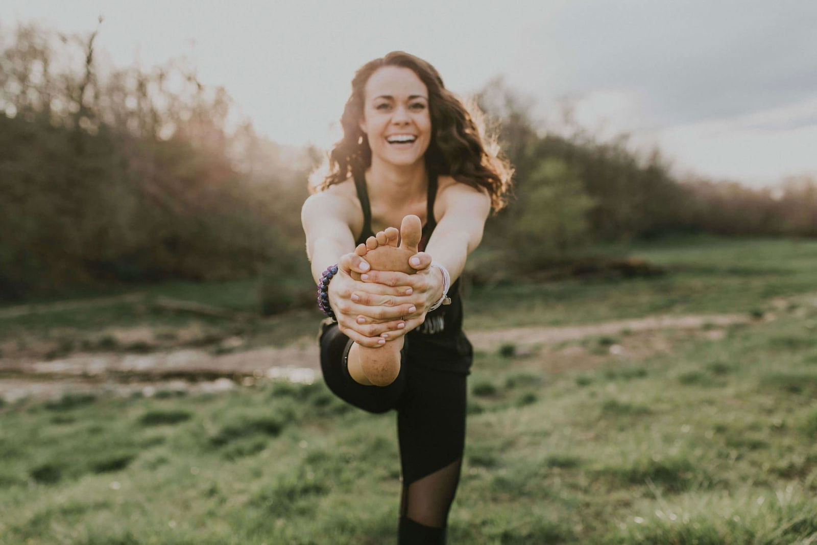 kelly-smith-yoga-pose